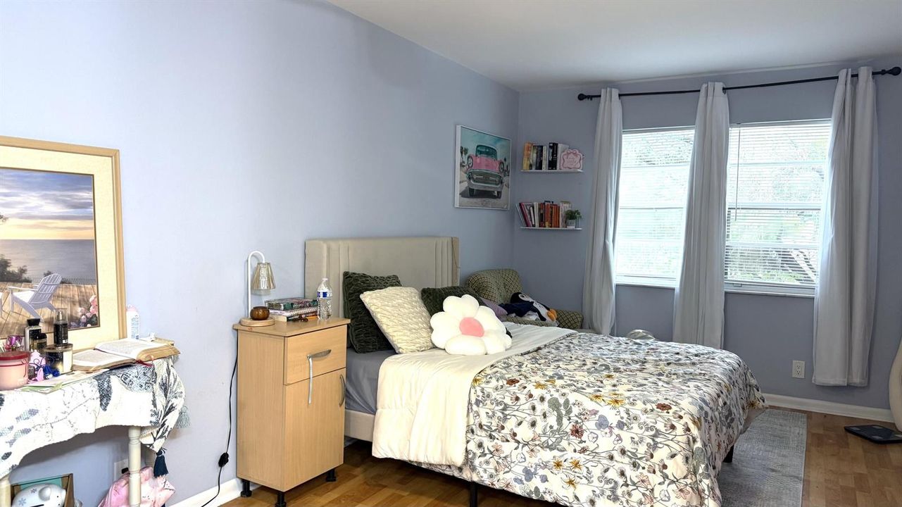 23 - Master Bedroom