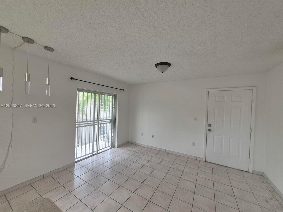 For Rent: $2,000 (2 beds, 1 baths, 0 Square Feet)