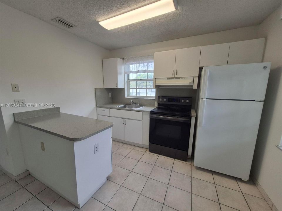For Rent: $2,000 (2 beds, 1 baths, 0 Square Feet)