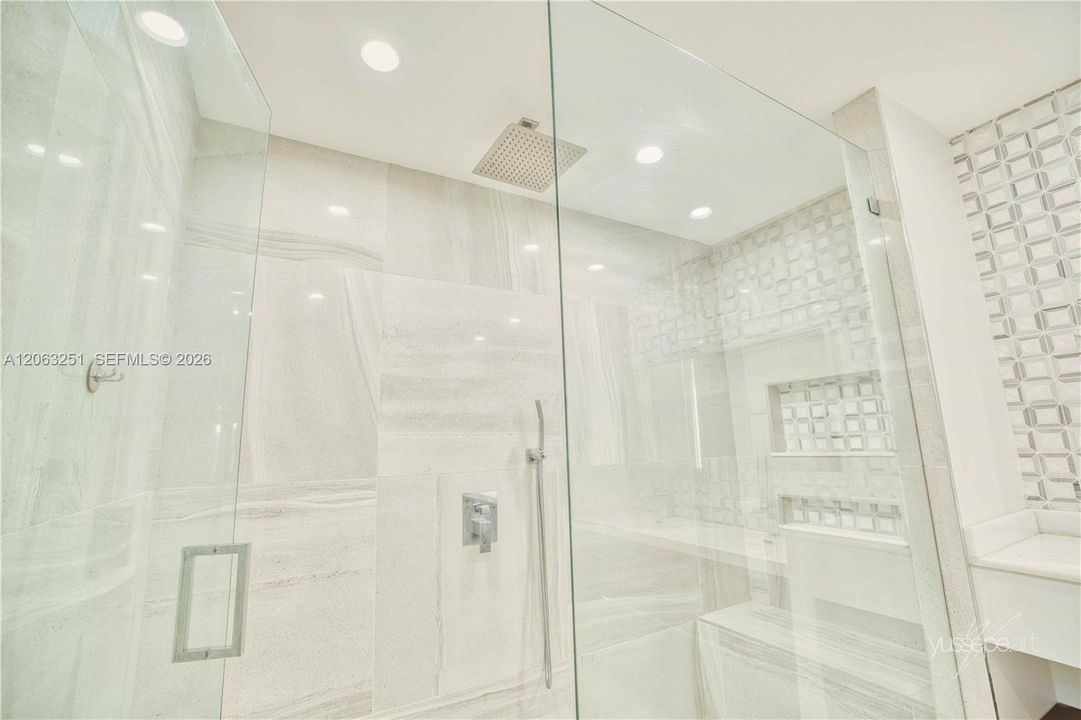 В аренду: $4,990 (3 спален, 2 ванн, 1692 Квадратных фут)