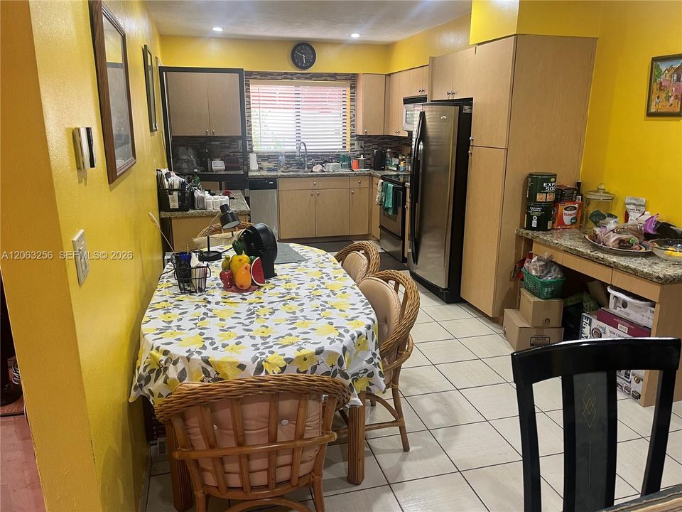 На продажу: $605,000 (3 спален, 2 ванн, 1887 Квадратных фут)