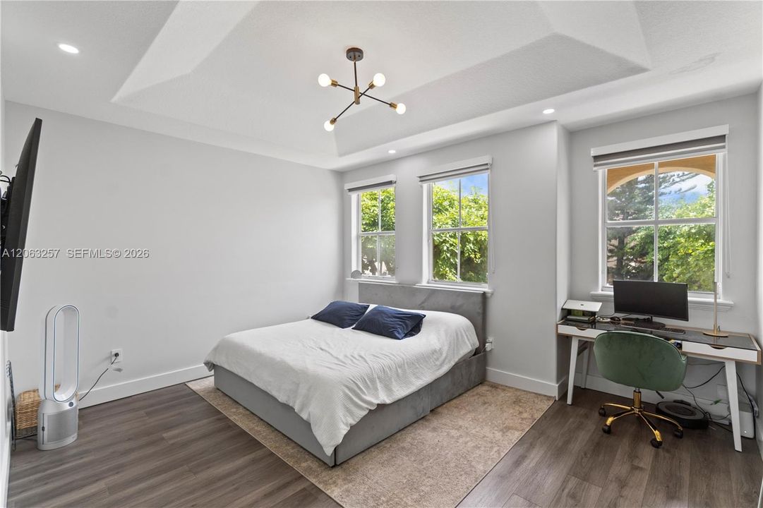 В аренду: $3,650 (2 спален, 2 ванн, 1491 Квадратных фут)