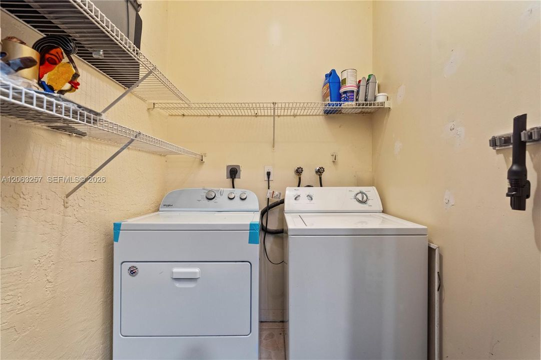 В аренду: $3,650 (2 спален, 2 ванн, 1491 Квадратных фут)