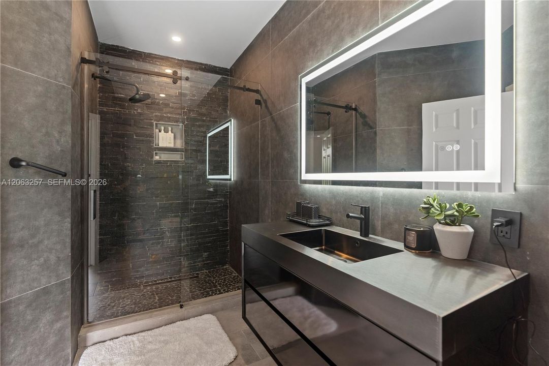 В аренду: $3,650 (2 спален, 2 ванн, 1491 Квадратных фут)