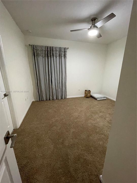 For Rent: $1,650 (1 beds, 1 baths, 2944 Square Feet)