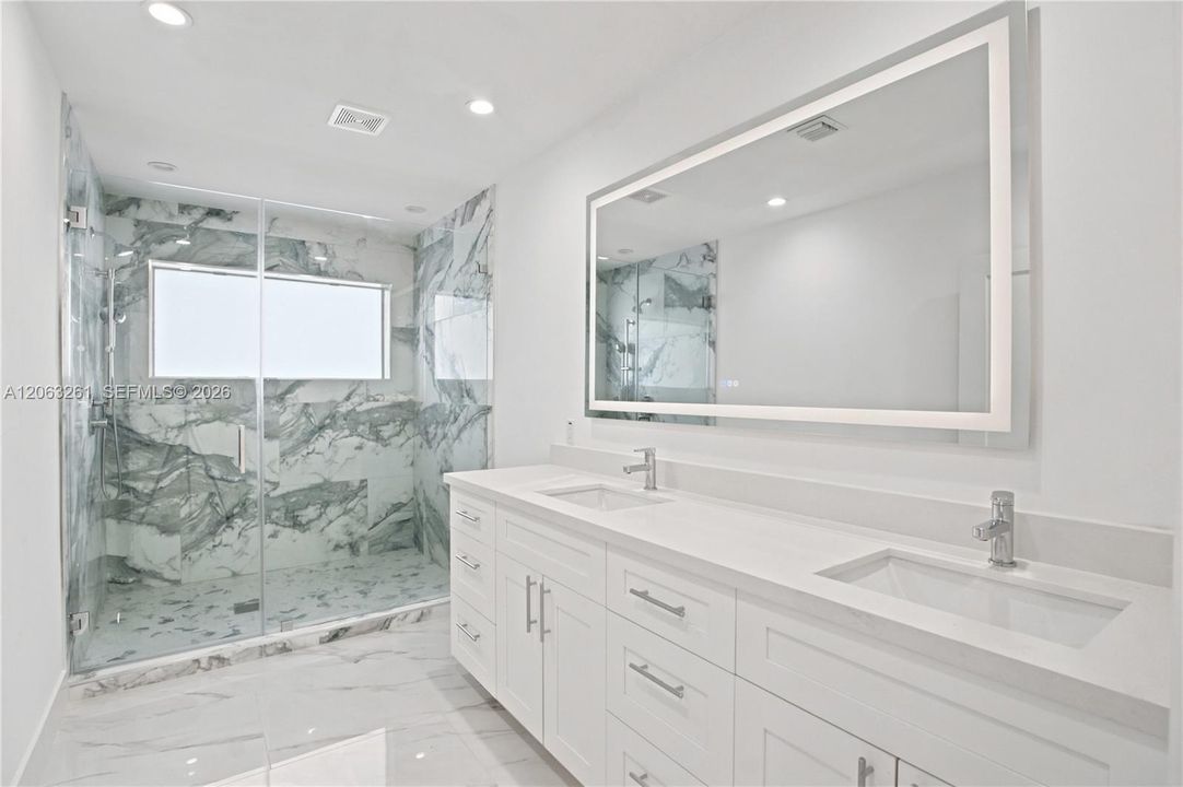 For Sale: $3,500,000 (3 beds, 3 baths, 2760 Square Feet)