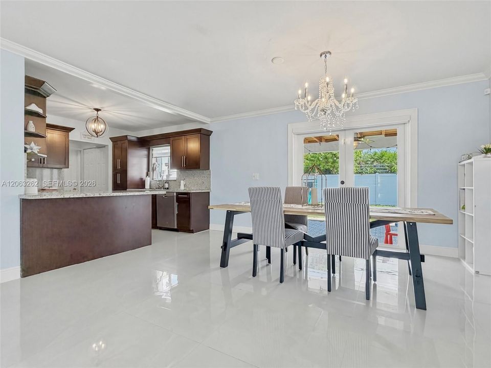 На продажу: $820,000 (4 спален, 2 ванн, 1779 Квадратных фут)