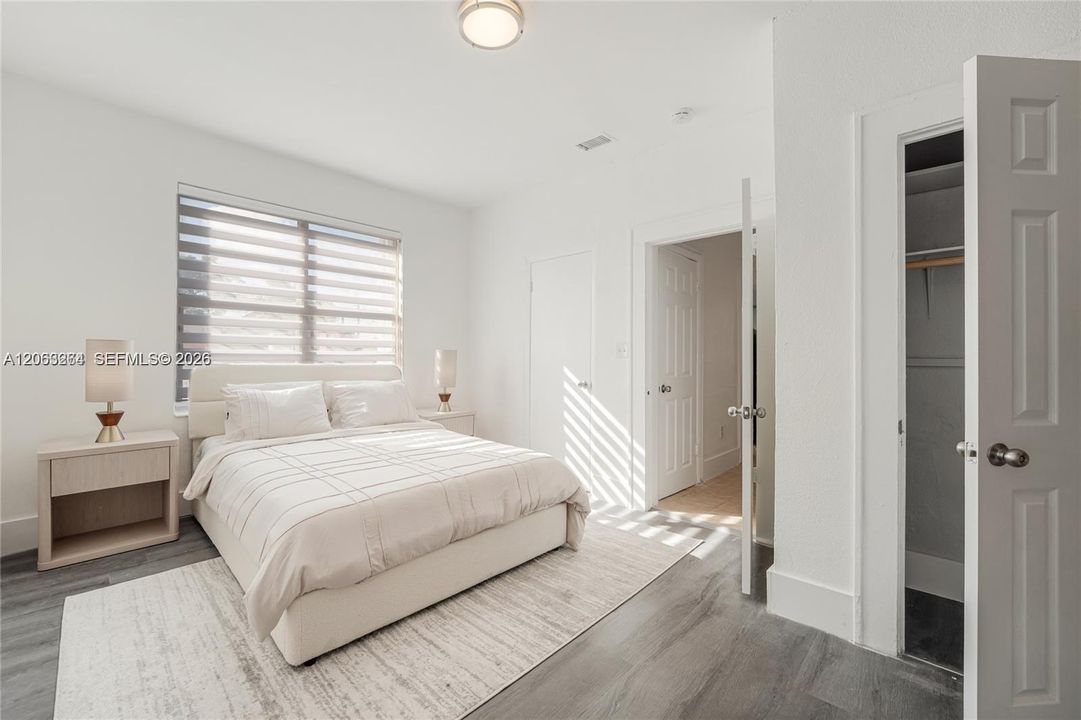 В аренду: $1,850 (2 спален, 1 ванн, 800 Квадратных фут)