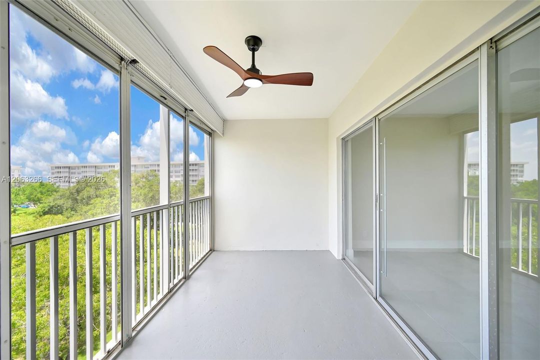 For Sale: $295,000 (3 beds, 2 baths, 1390 Square Feet)