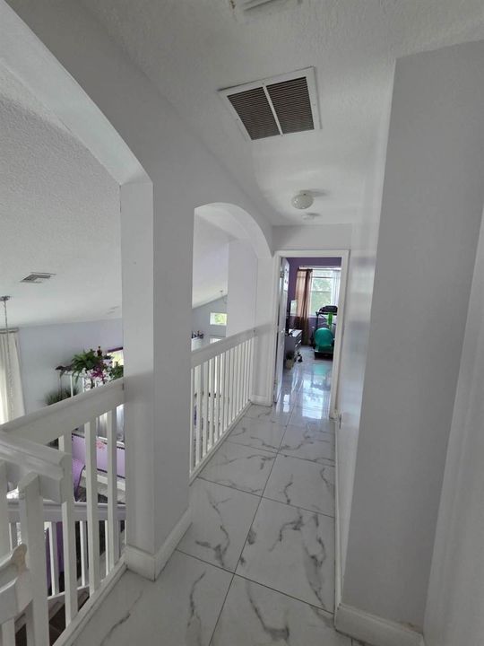 foyer upstair