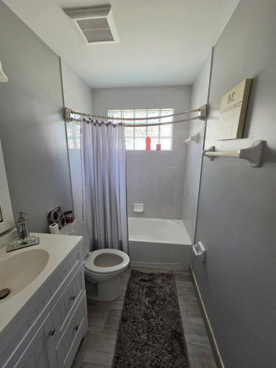 bathroom u