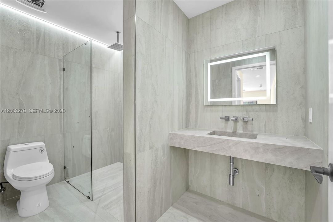В аренду: $7,500 (4 спален, 3 ванн, 2252 Квадратных фут)