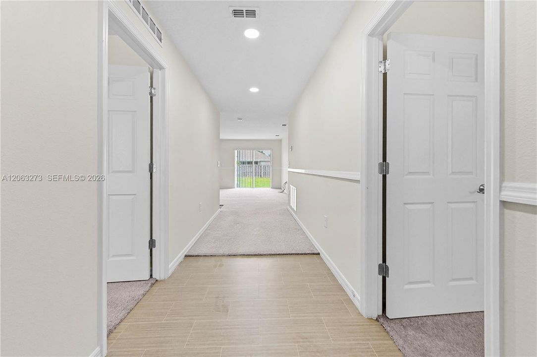 En Venta: $439,000 (4 camas, 2 baños, 2134 Pies cuadrados)