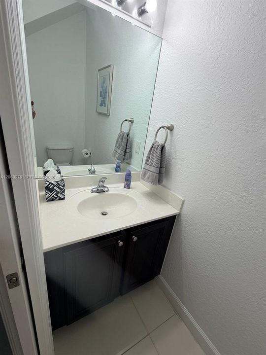 En Venta: $515,000 (3 camas, 2 baños, 1812 Pies cuadrados)
