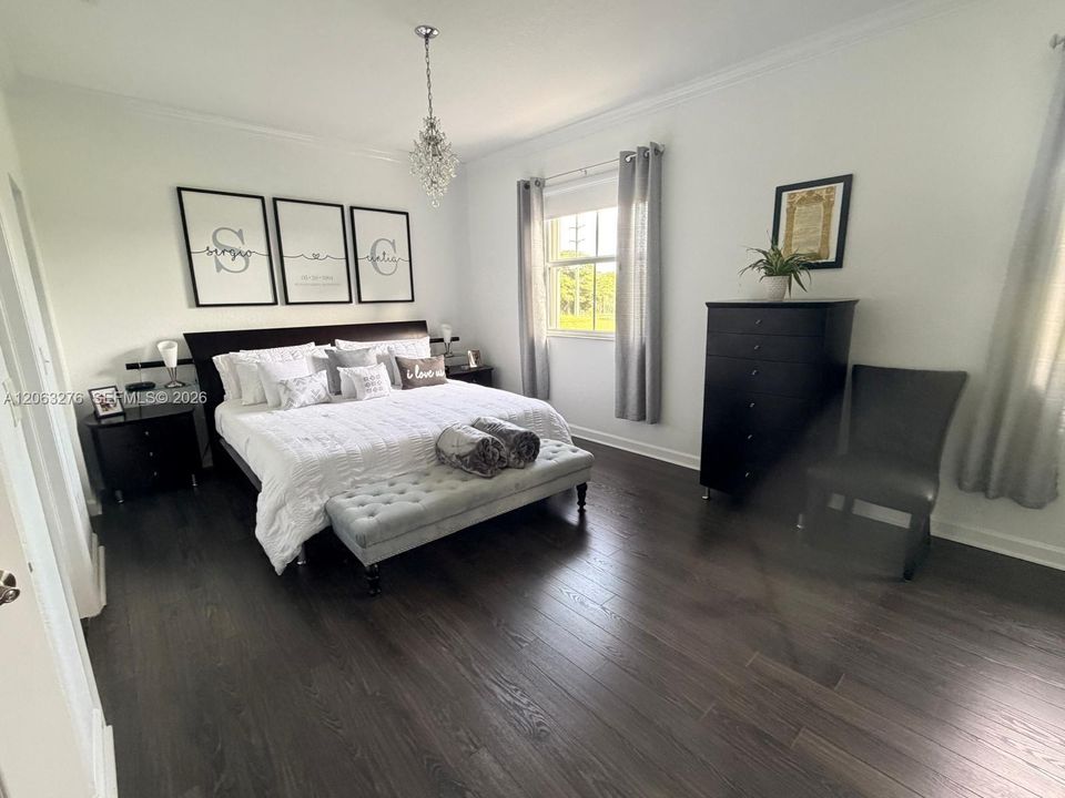 En Venta: $515,000 (3 camas, 2 baños, 1812 Pies cuadrados)