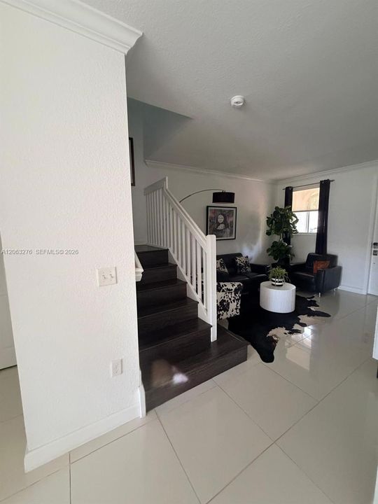 En Venta: $515,000 (3 camas, 2 baños, 1812 Pies cuadrados)
