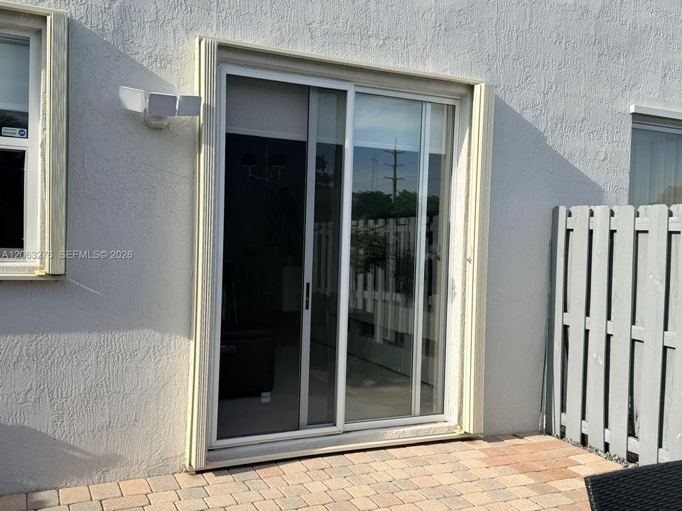 En Venta: $515,000 (3 camas, 2 baños, 1812 Pies cuadrados)