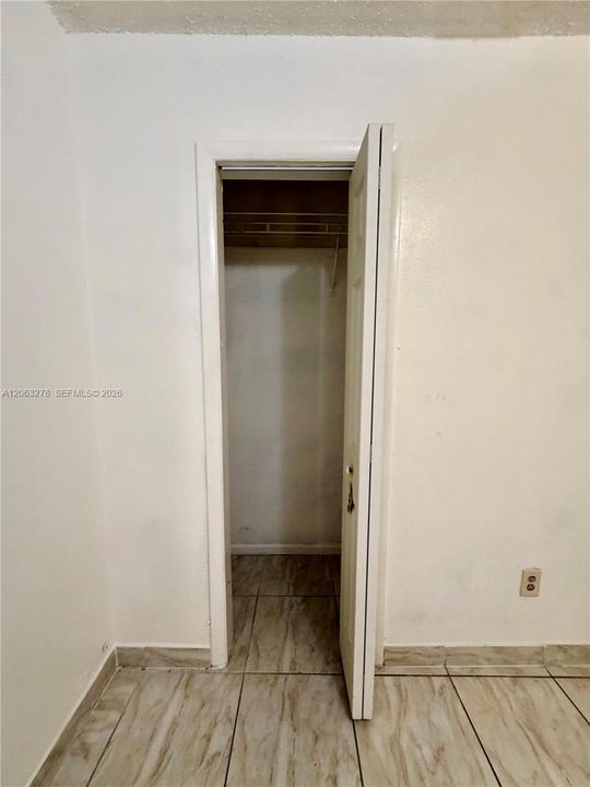 En Renta: $2,400 (2 camas, 1 baños, 1350 Pies cuadrados)