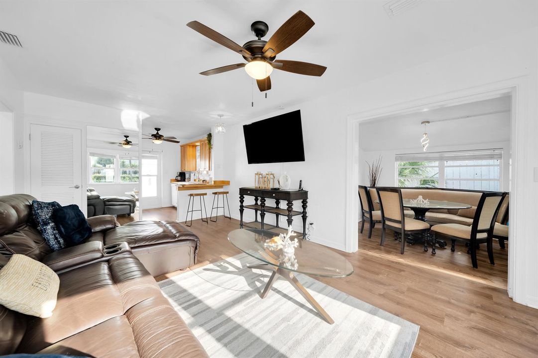 2319 dining