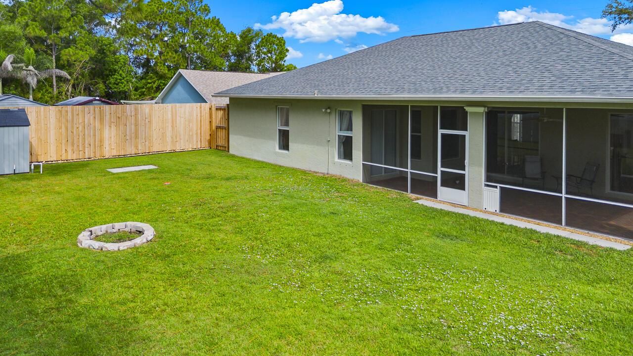 6175 NW East Deville Circle-11