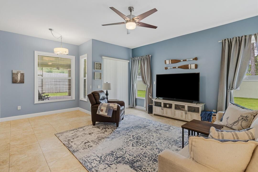 6175 NW East Deville Circle-22