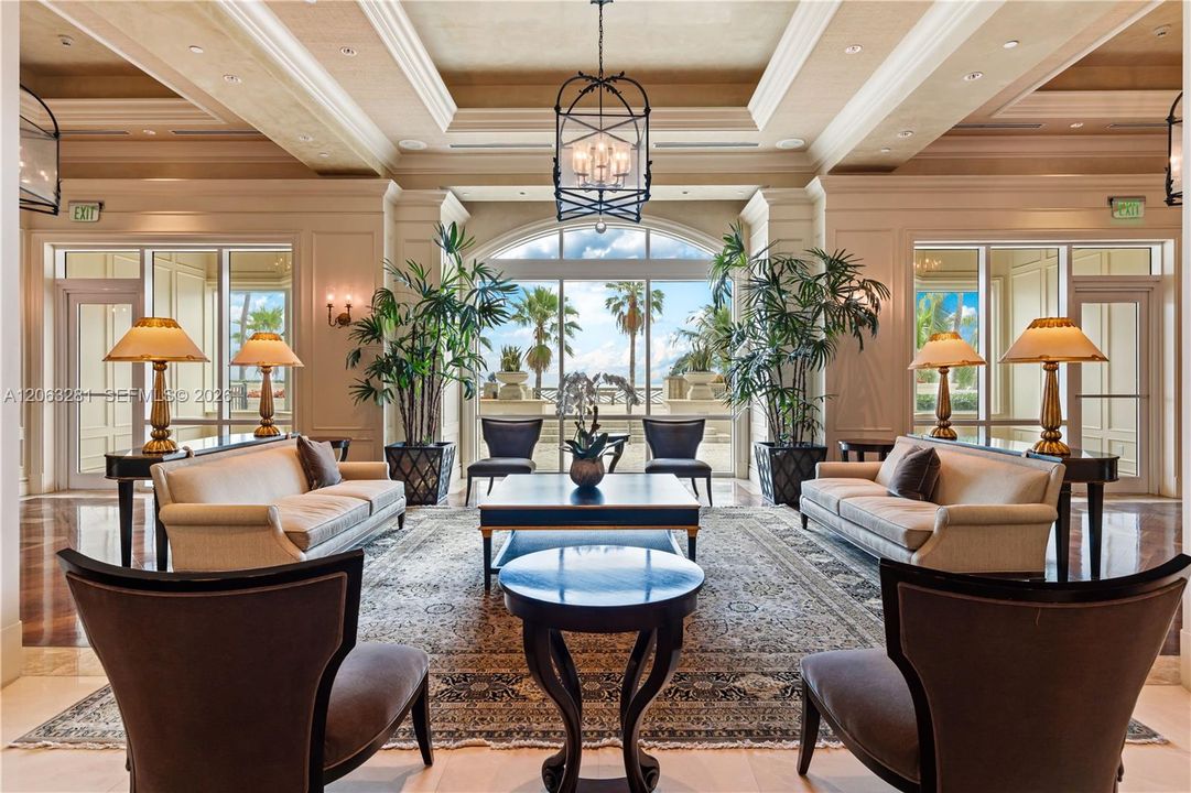 For Sale: $4,100,000 (3 beds, 5 baths, 3480 Square Feet)