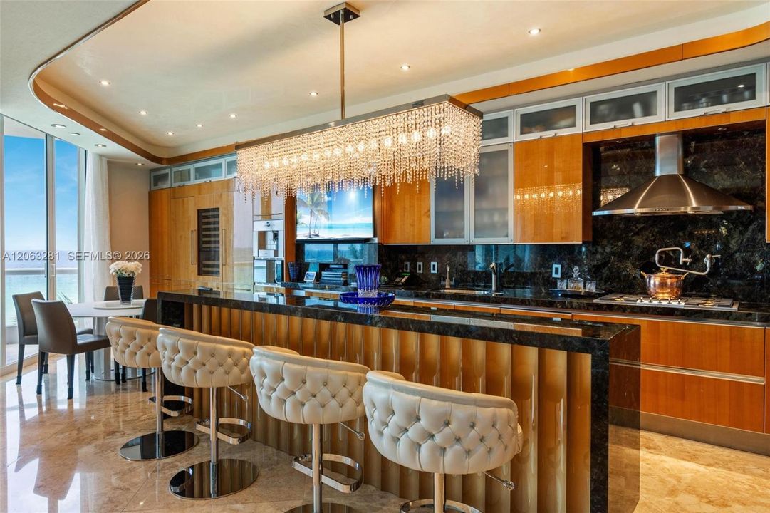 For Sale: $4,100,000 (3 beds, 5 baths, 3480 Square Feet)
