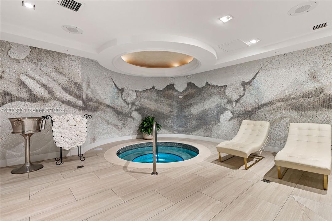 For Sale: $4,100,000 (3 beds, 5 baths, 3480 Square Feet)