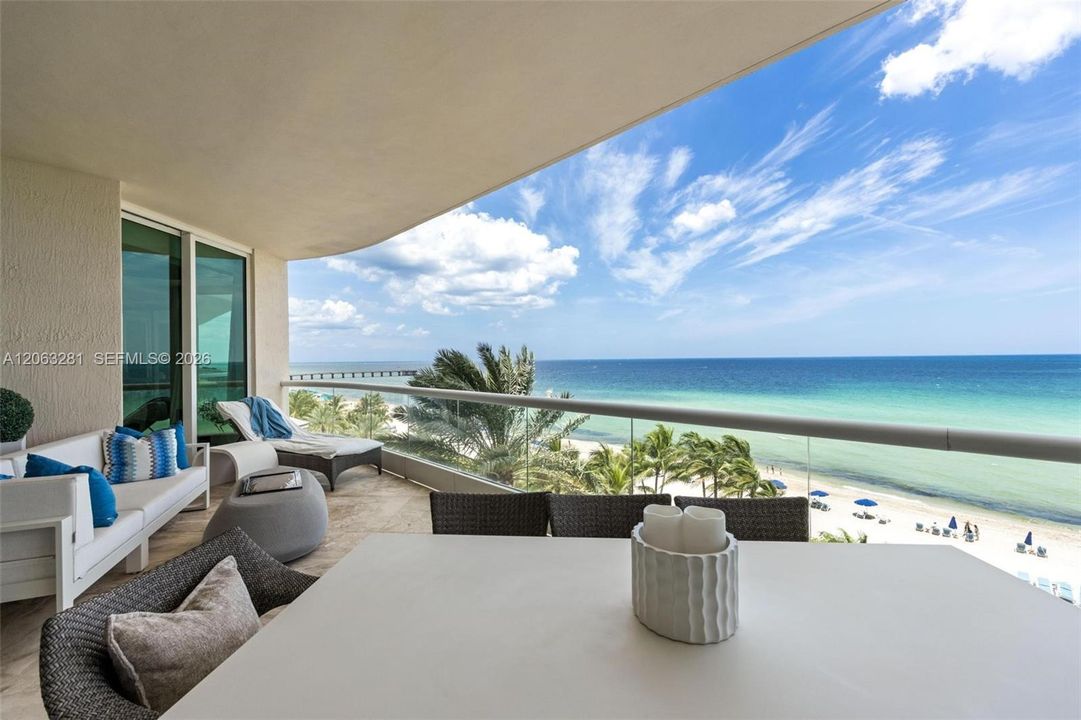 For Sale: $4,100,000 (3 beds, 5 baths, 3480 Square Feet)
