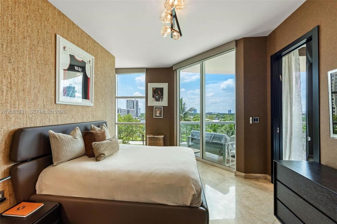For Sale: $4,100,000 (3 beds, 5 baths, 3480 Square Feet)