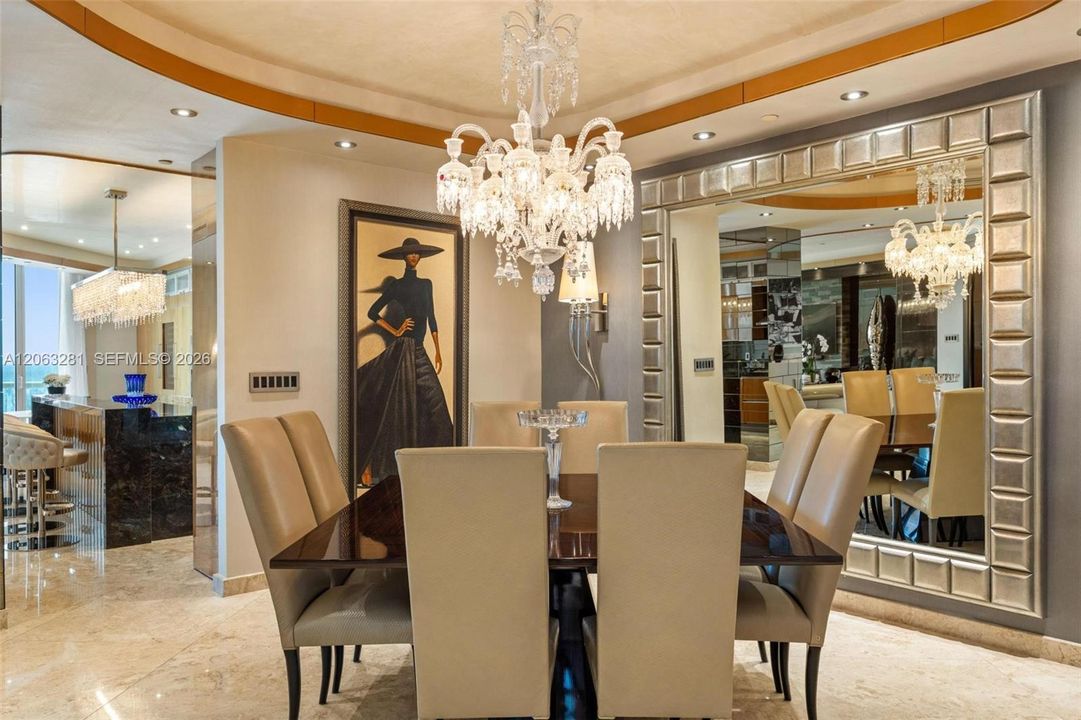 For Sale: $4,100,000 (3 beds, 5 baths, 3480 Square Feet)