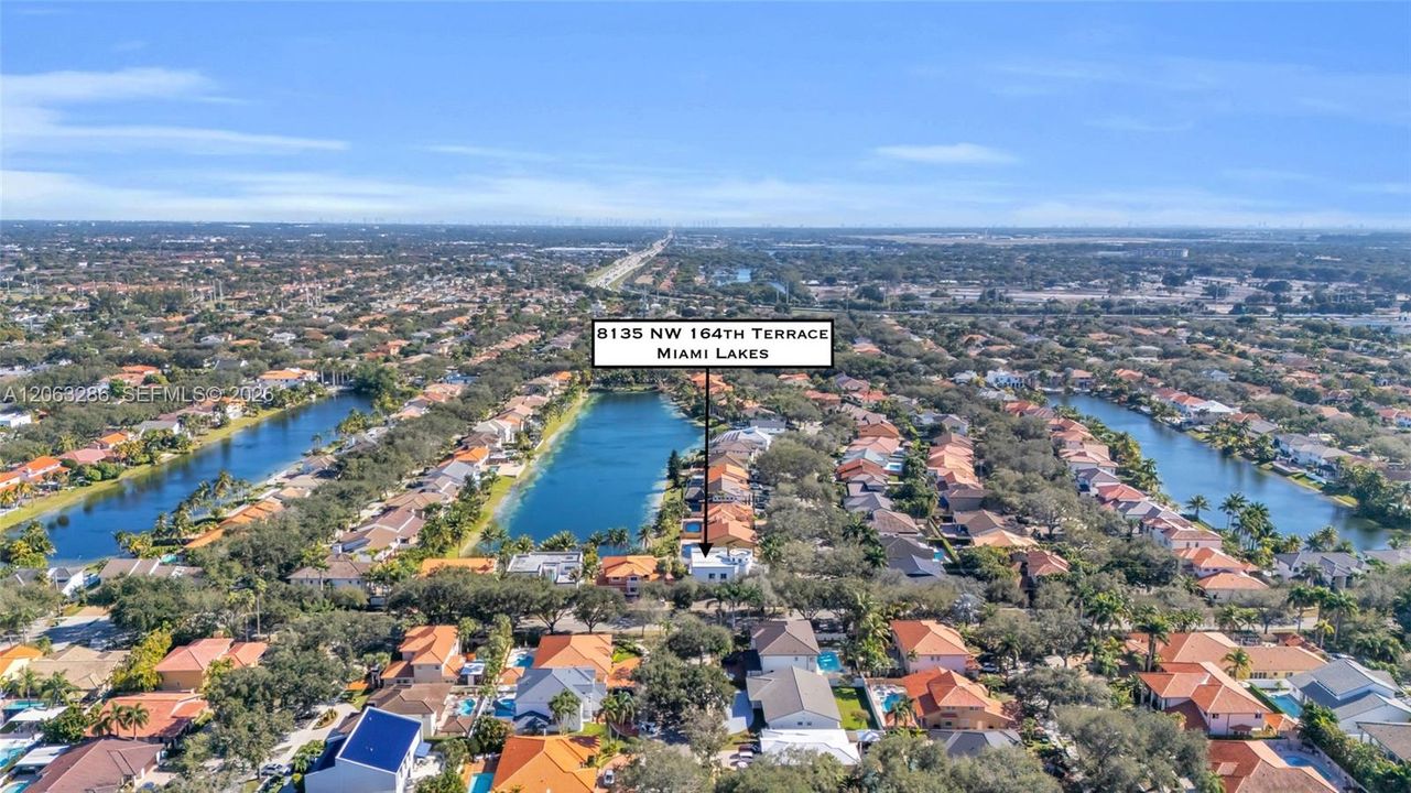 В аренду: $5,500 (5 спален, 5 ванн, 3544 Квадратных фут)