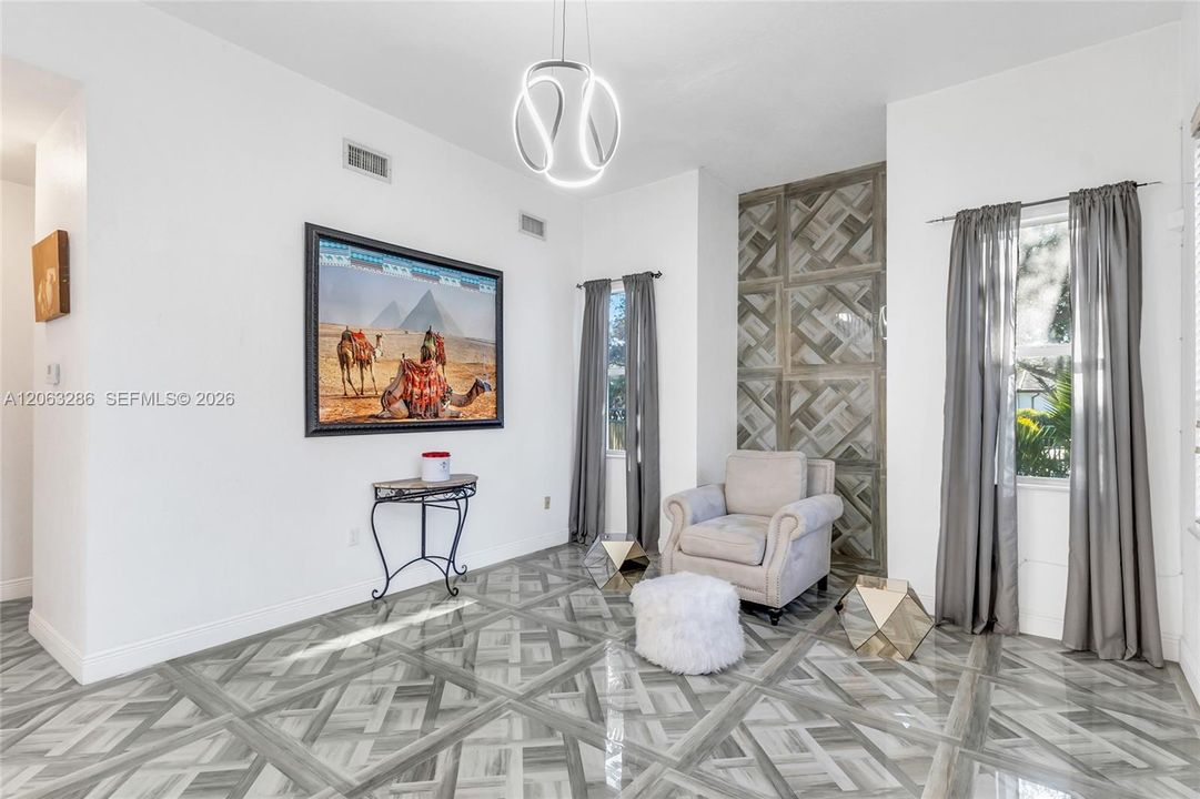 В аренду: $5,500 (5 спален, 5 ванн, 3544 Квадратных фут)