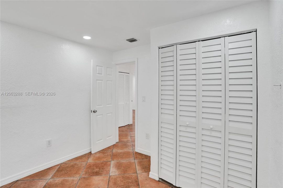 En Renta: $2,400 (3 camas, 1 baños, 816 Pies cuadrados)