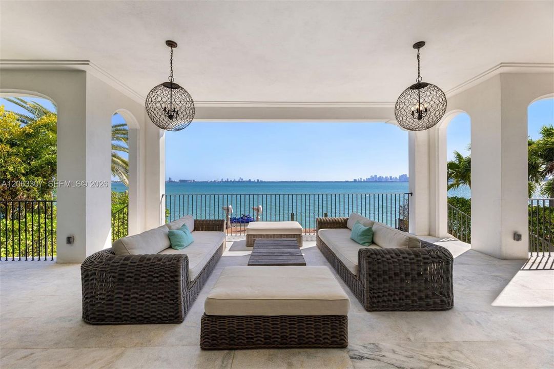 For Sale: $10,999,999 (6 beds, 6 baths, 6816 Square Feet)