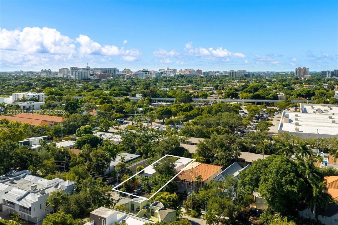 На продажу: $1,450,000 (2 спален, 3 ванн, 1746 Квадратных фут)