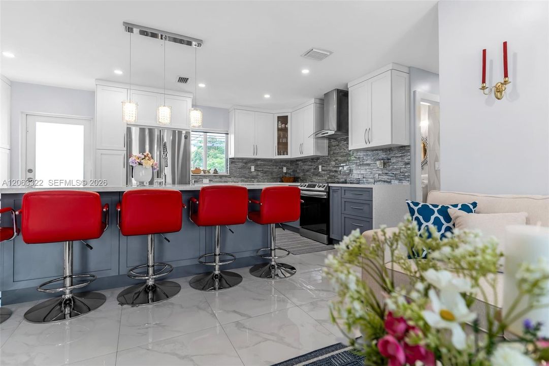 В аренду: $3,900 (4 спален, 3 ванн, 1100 Квадратных фут)