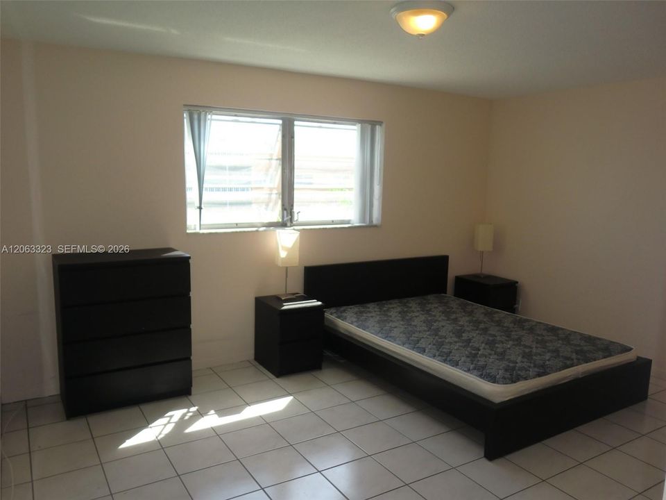 En Renta: $2,200 (2 camas, 2 baños, 1092 Pies cuadrados)