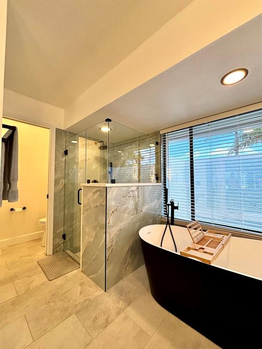 MasterB shower
