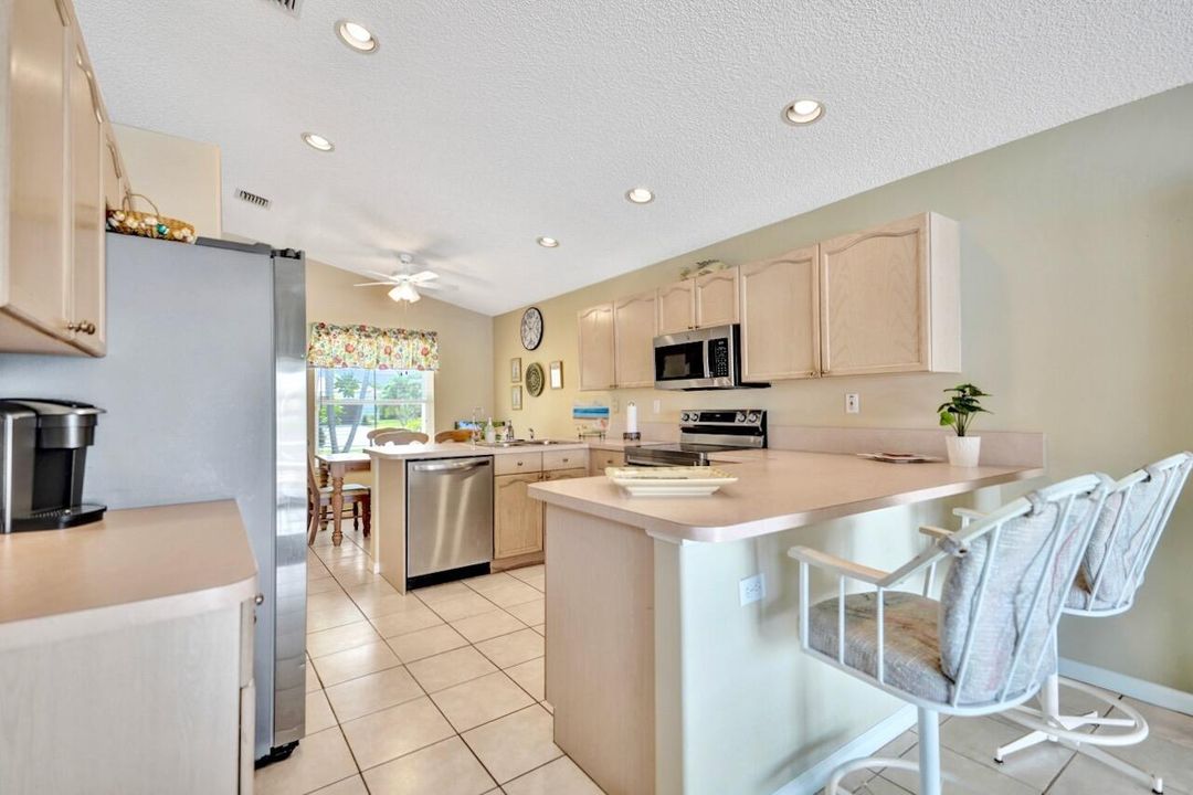 5886 Las Colinas Circle - 30