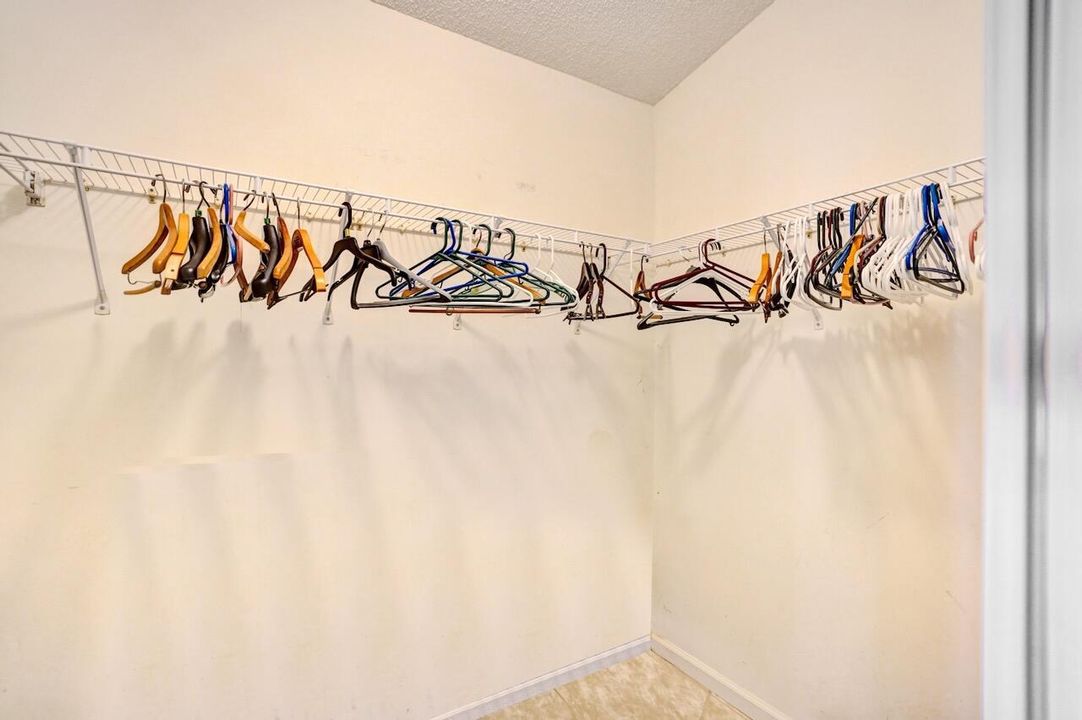 5886 Las Colinas Circle - 59