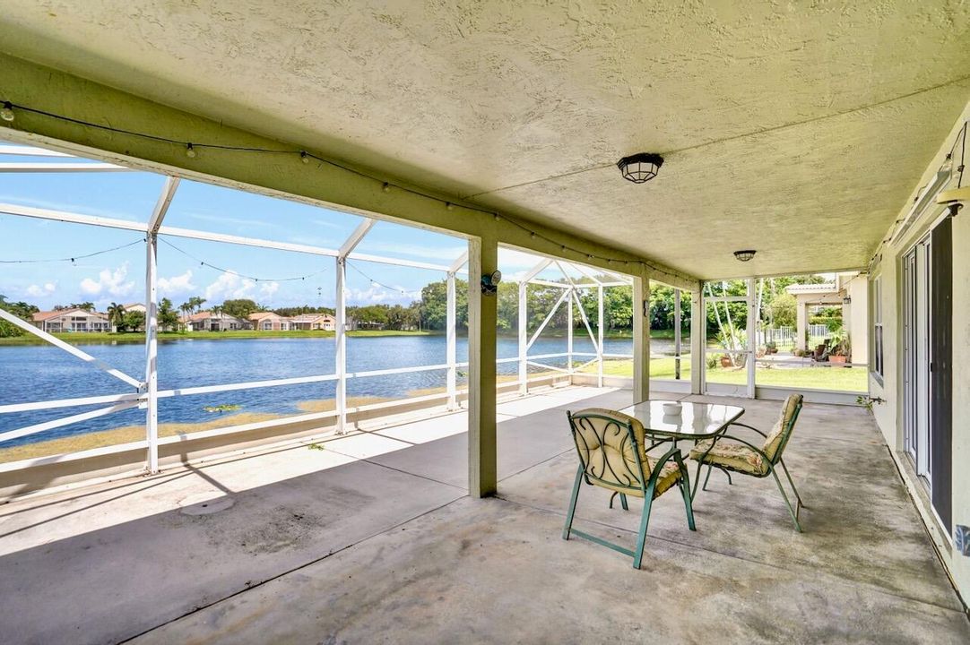5886 Las Colinas Circle - 61