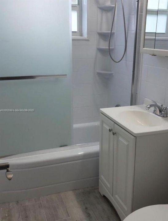 For Rent: $2,000 (1 beds, 1 baths, 590 Square Feet)