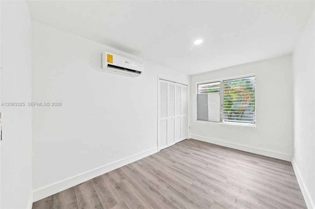 В аренду: $3,250 (3 спален, 1 ванн, 2330 Квадратных фут)