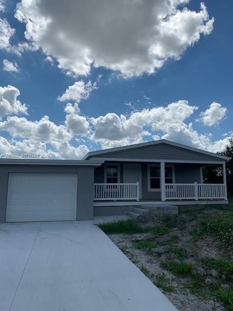 En Venta: $249,900 (3 camas, 2 baños, 1493 Pies cuadrados)