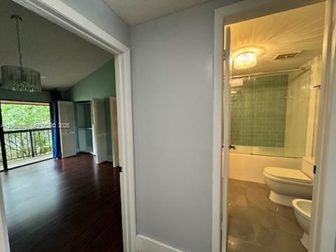 For Rent: $2,700 (2 beds, 1 baths, 1152 Square Feet)