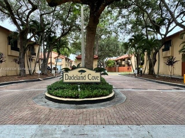 For Rent: $2,700 (2 beds, 1 baths, 1152 Square Feet)