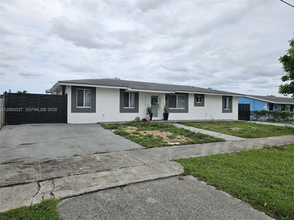 En Renta: $3,695 (3 camas, 2 baños, 2079 Pies cuadrados)