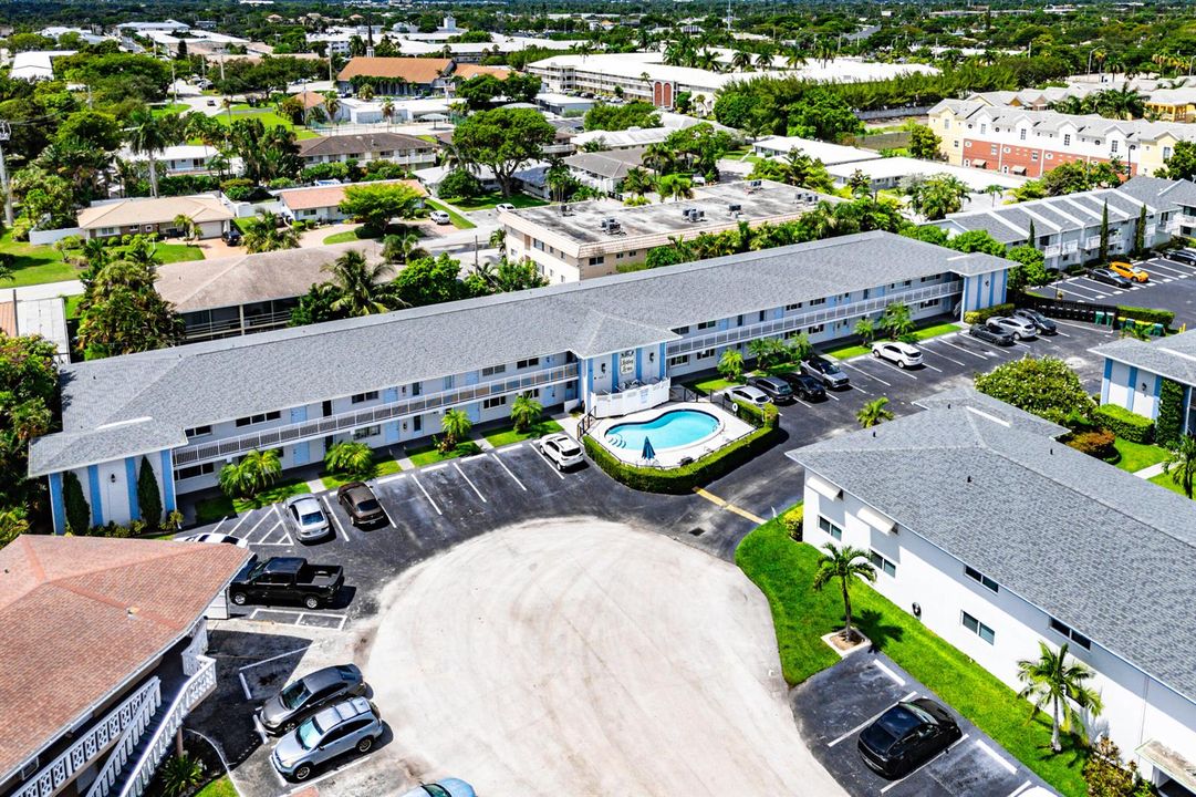 024-4111Northeast21stWay-204-LighthouseP