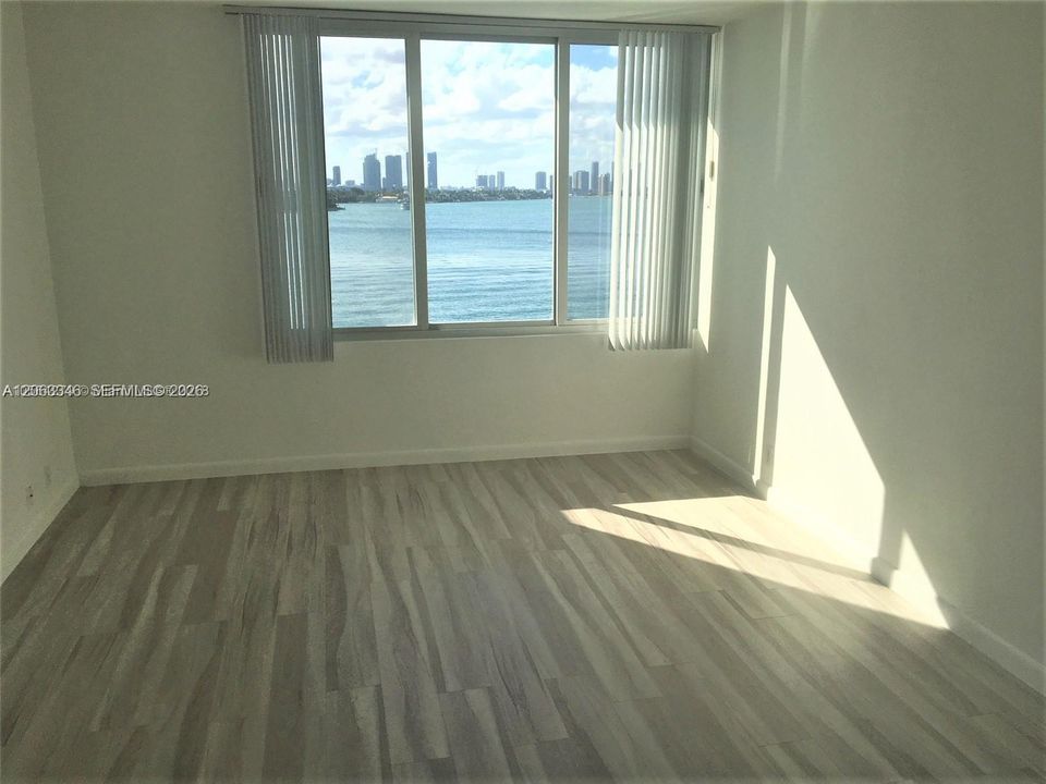 WalkIn Closet